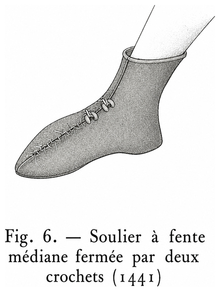 Soulier à fente médiane fermée par deux crochets (1441)